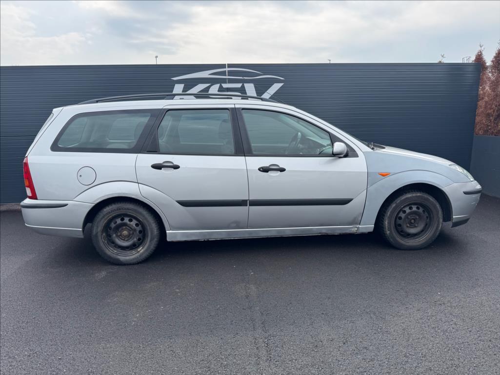ford-focus-1-6-pojizdne-prodej-na-nahradni-dily - 4