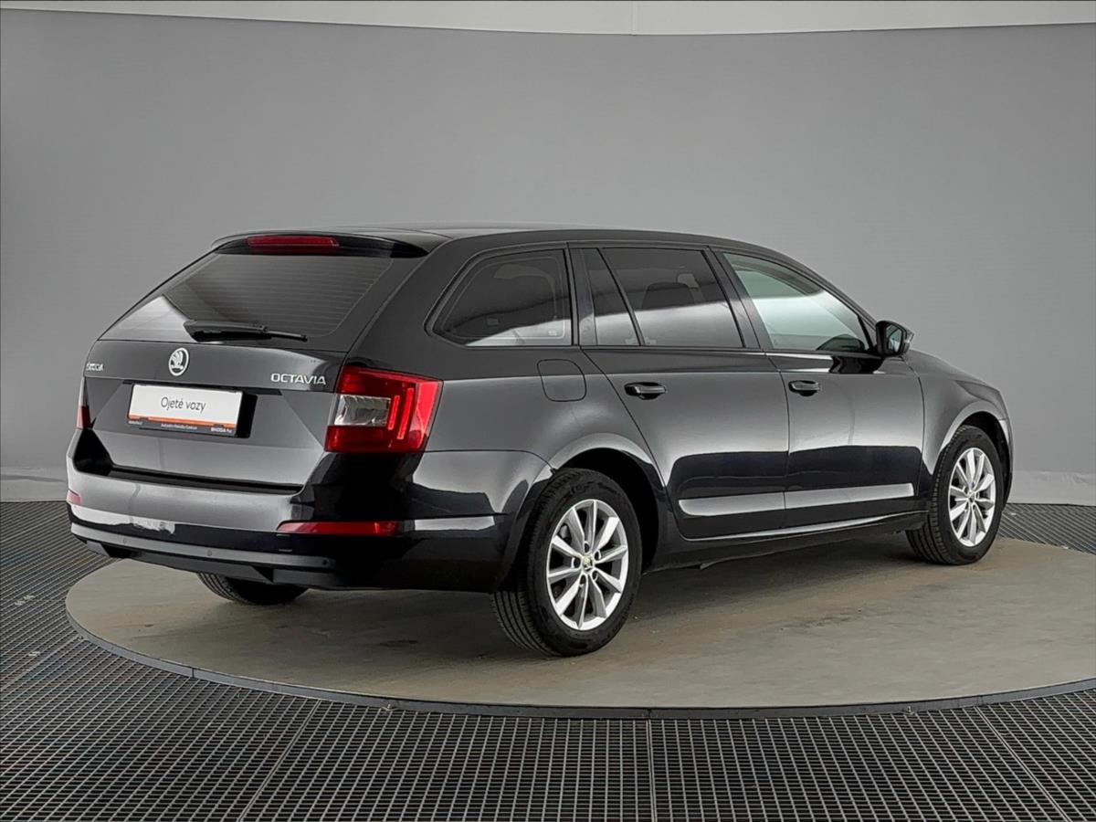 skoda-octavia-1-6-tdi-ambition-plus - 1