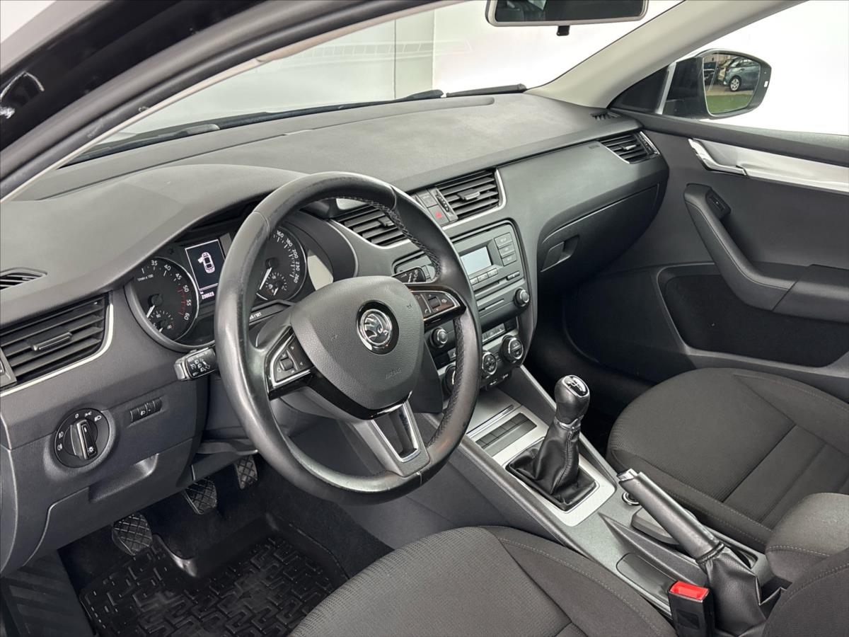 skoda-octavia-1-6-tdi-elegance - 5