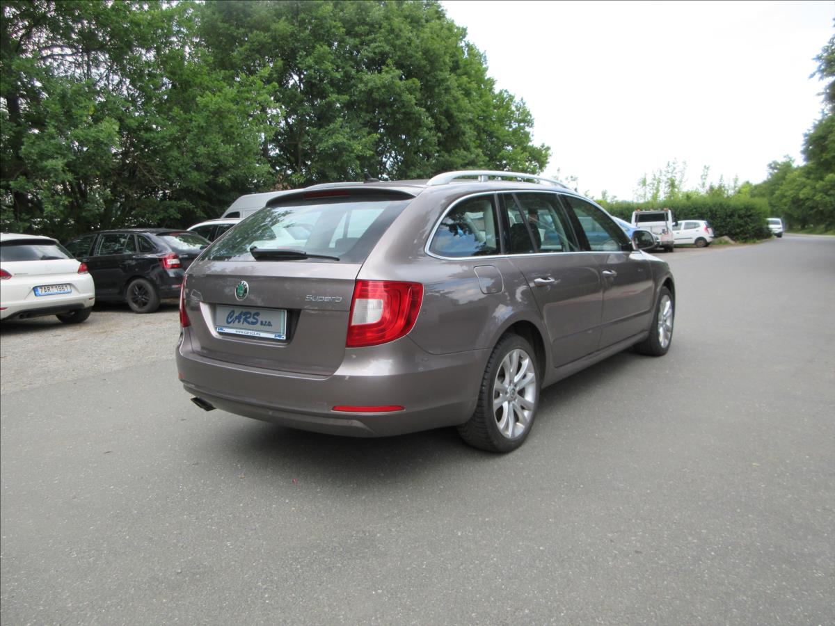 skoda-superb-1-8-tsi-118kw-tazne-vada-motoru - 8