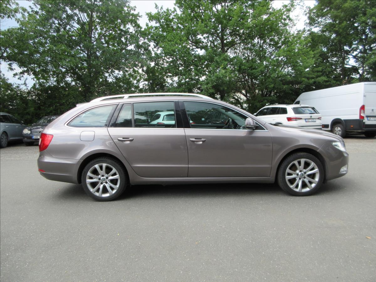 skoda-superb-1-8-tsi-118kw-tazne-vada-motoru - 9