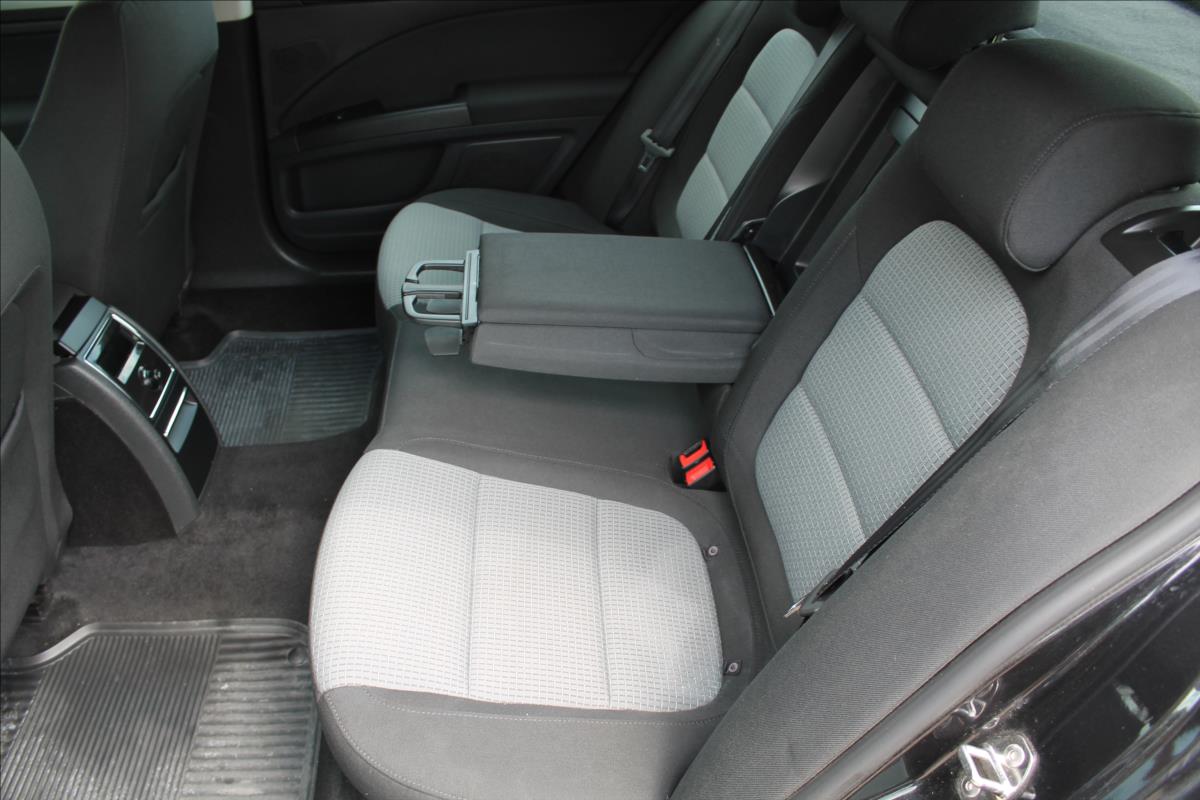 skoda-superb-2-0-tdi-125kw-dsg - 7