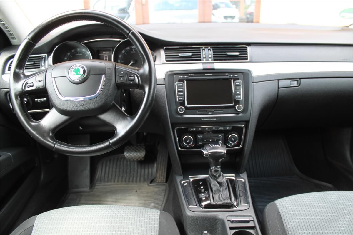 skoda-superb-2-0-tdi-125kw-dsg - 8