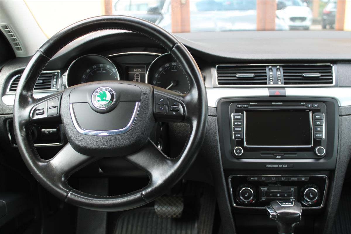 skoda-superb-2-0-tdi-125kw-dsg - 9