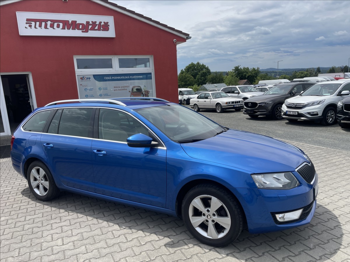 skoda-octavia-1-6-tdi-kuze-digiklima-pekne-iii - 7