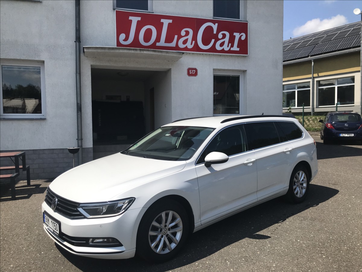 volkswagen-passat-variant-2-0-tdi-dsg-110kw - 1