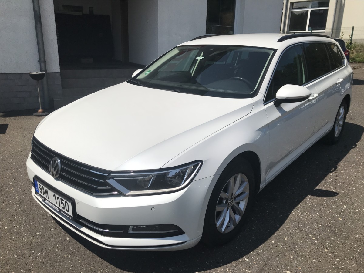 volkswagen-passat-variant-2-0-tdi-dsg-110kw - 2