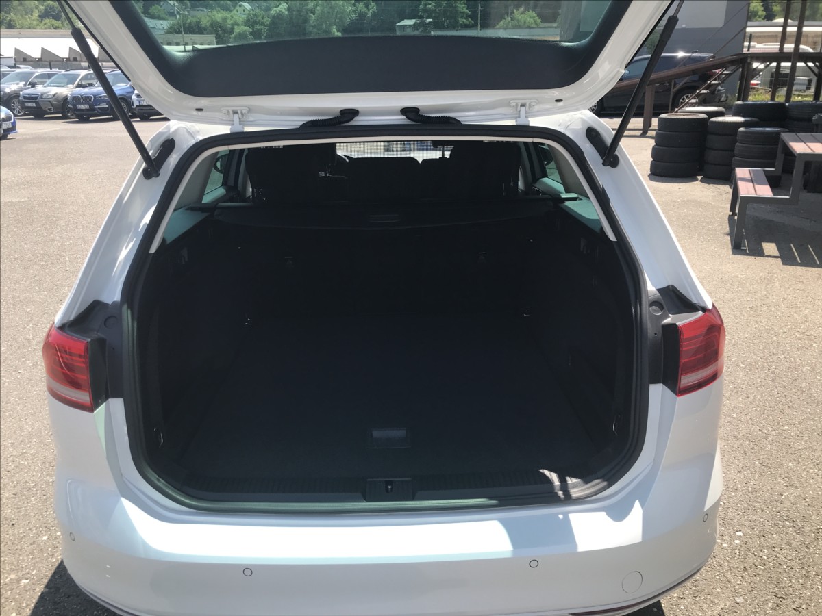 volkswagen-passat-variant-2-0-tdi-dsg-110kw - 6