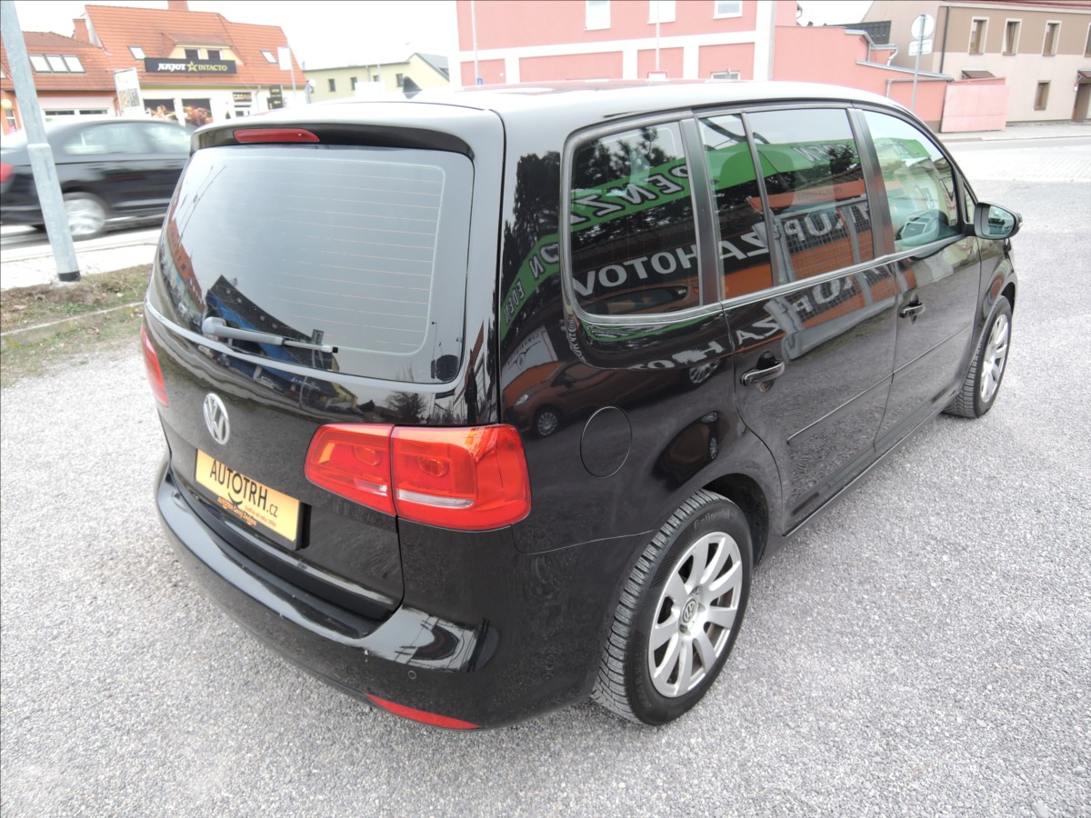 volkswagen-touran-2-0-tdi-dsg-7-mist-kuze - 5