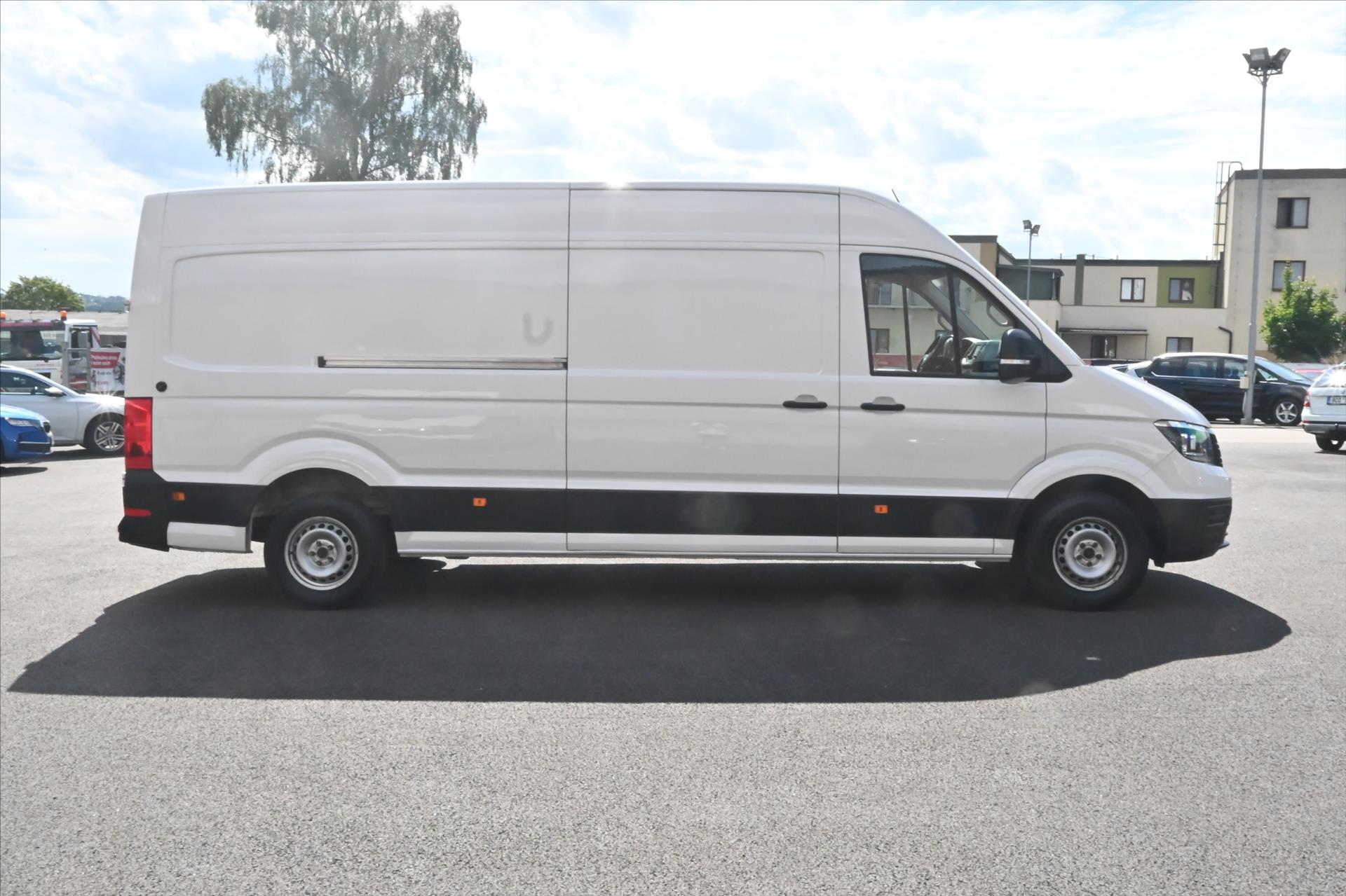 volkswagen-crafter-2-0-tdi-103kw-l3h2-zaruka-az-5-let - 3