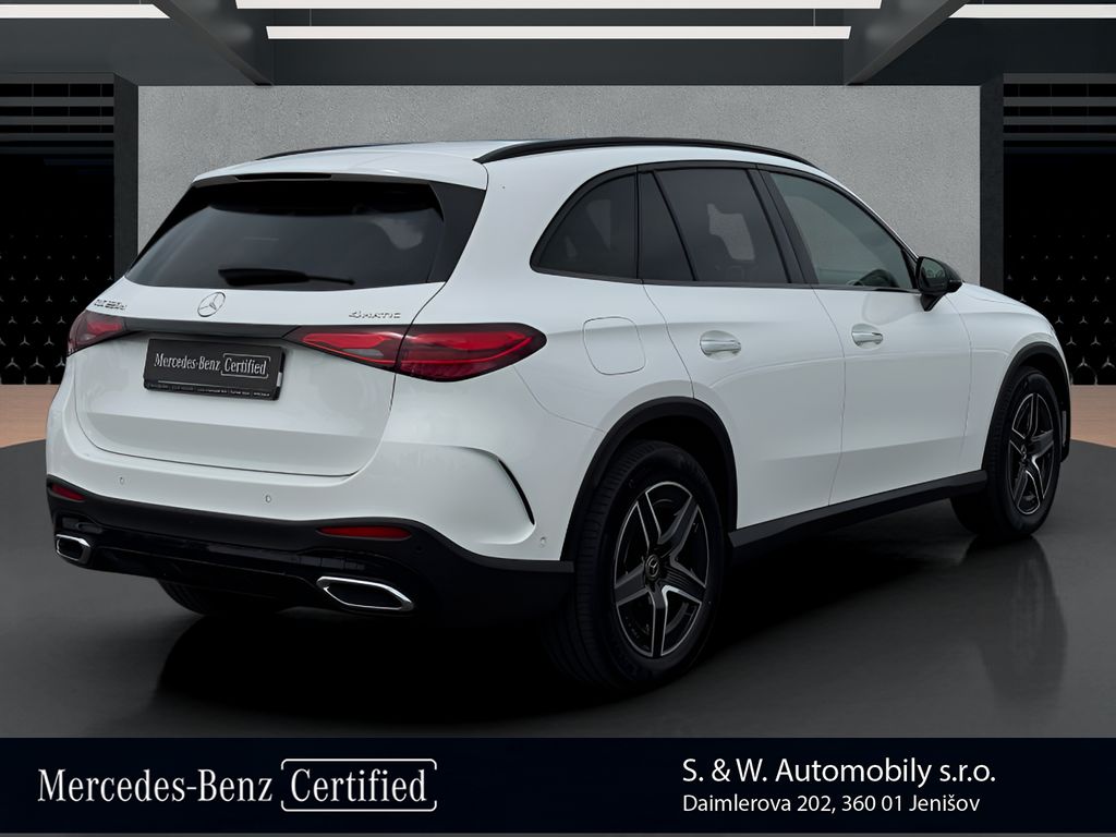 mercedes-benz-glc-glc-220-d-4matic-amg-line - 5