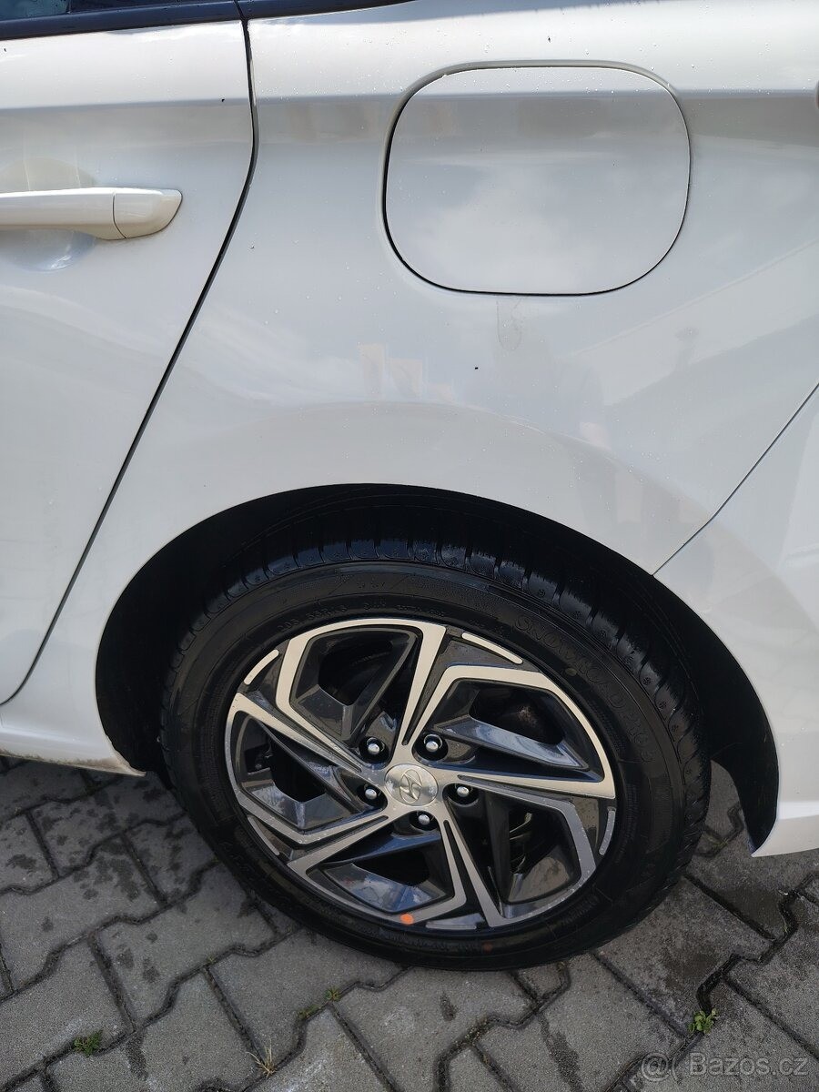hyundai-i30-1-5-hb-mt - 6