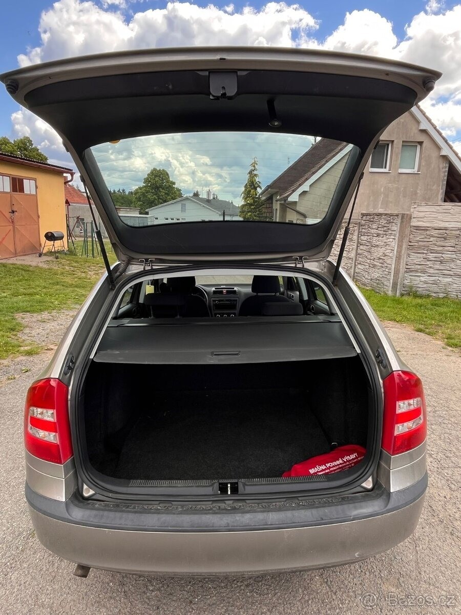 skoda-octavia-1-6-ii-combi-2012-75kw - 7