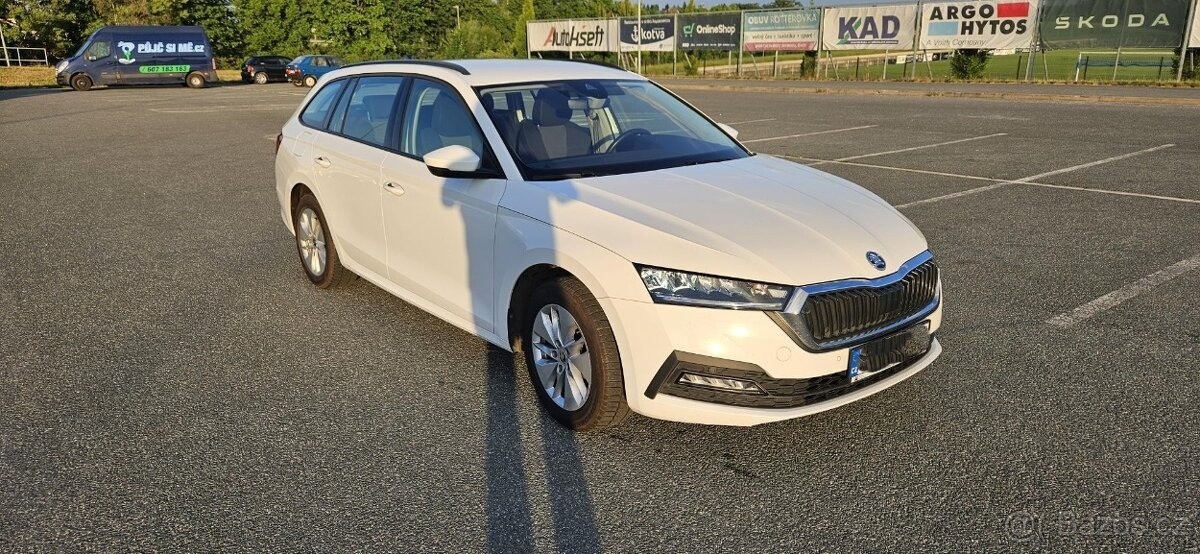 Škoda Octavia 2,0   TDI DSG, 2023, TOP STAV