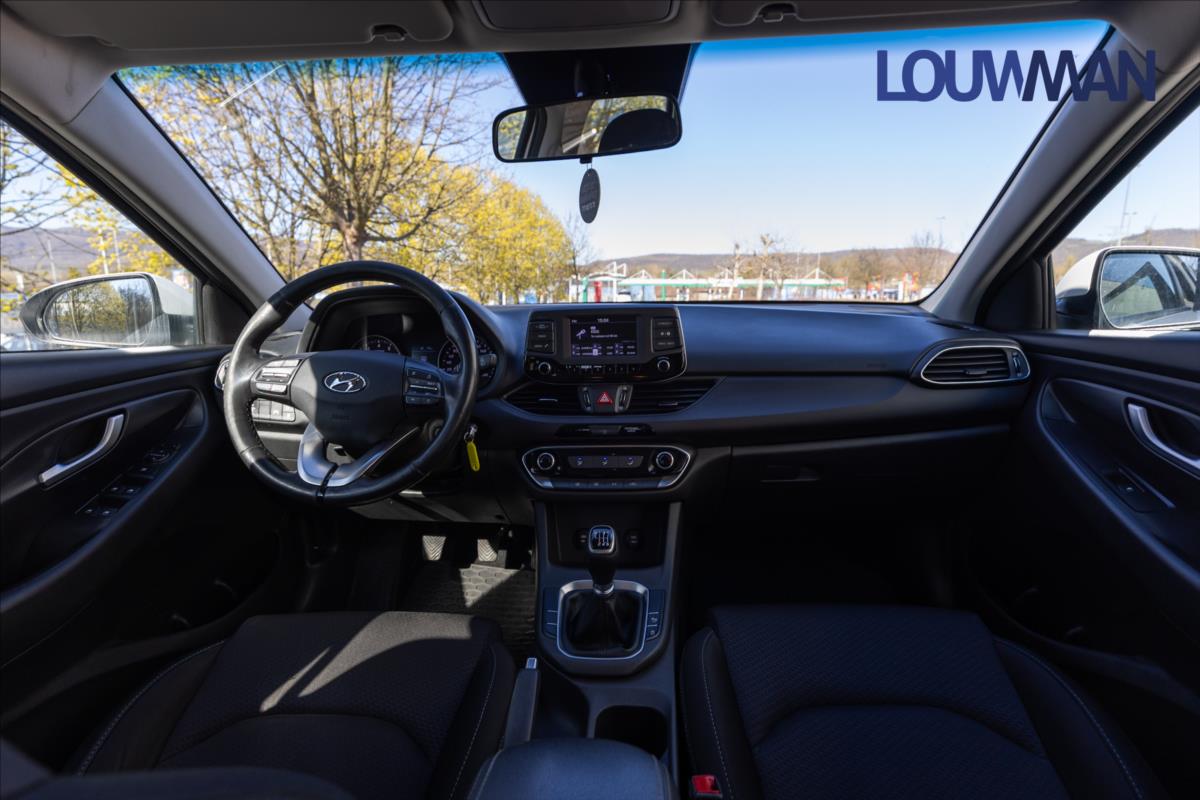 hyundai-i30-1-4-t-gdi-trikolor - 4
