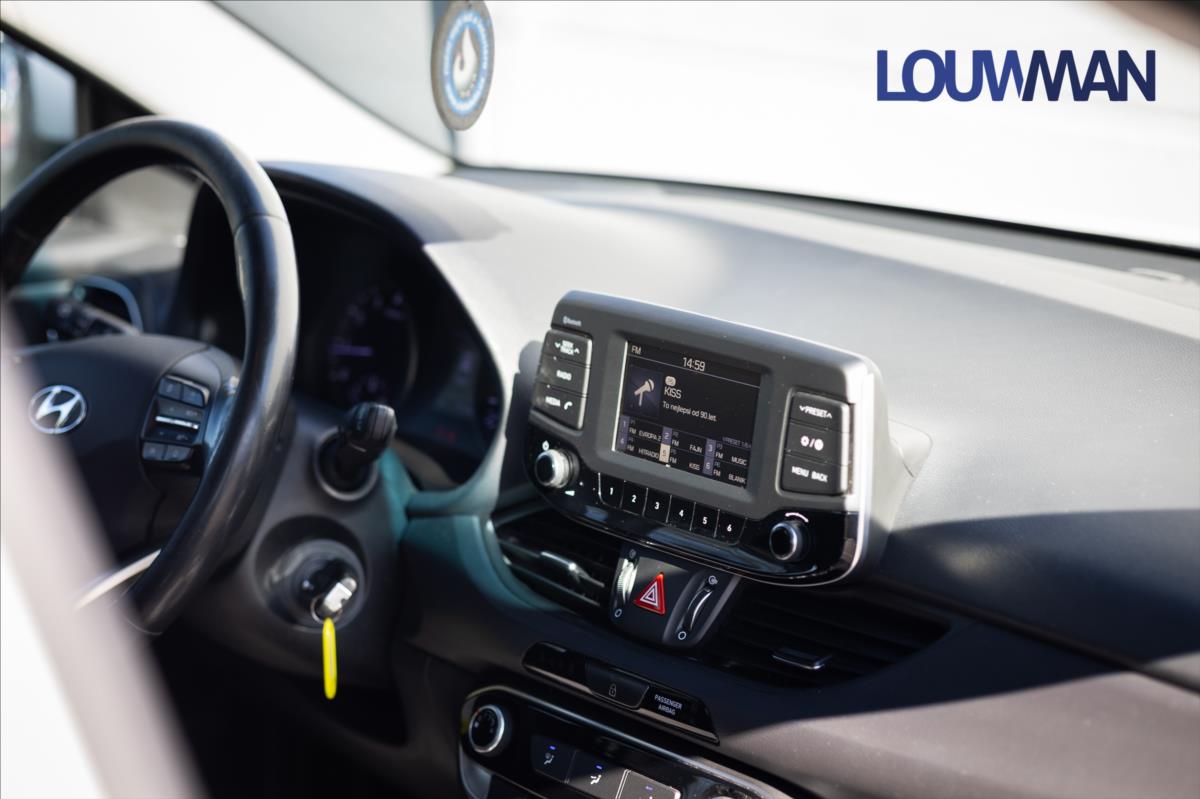 hyundai-i30-1-4-t-gdi-trikolor - 5