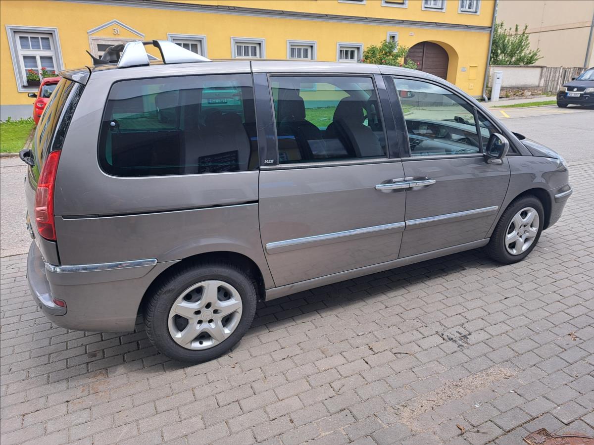 peugeot-807-2-0-hdi - 9