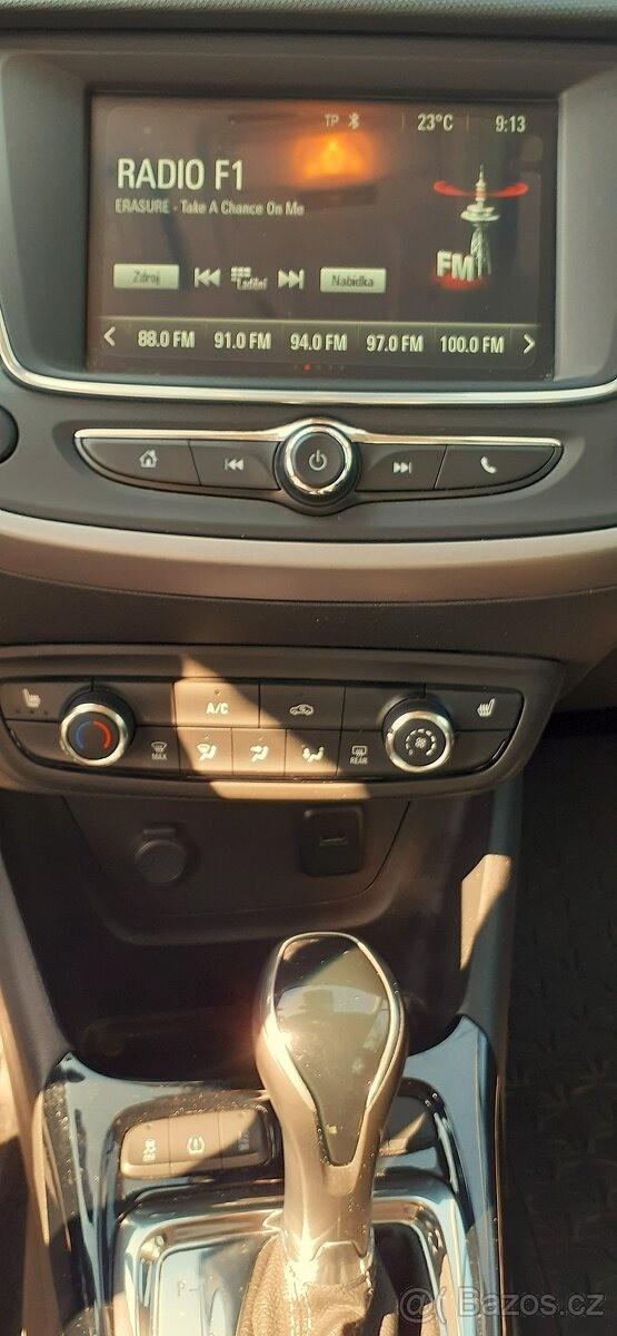 opel-crossland-x-v-dobrem-stavu - 2