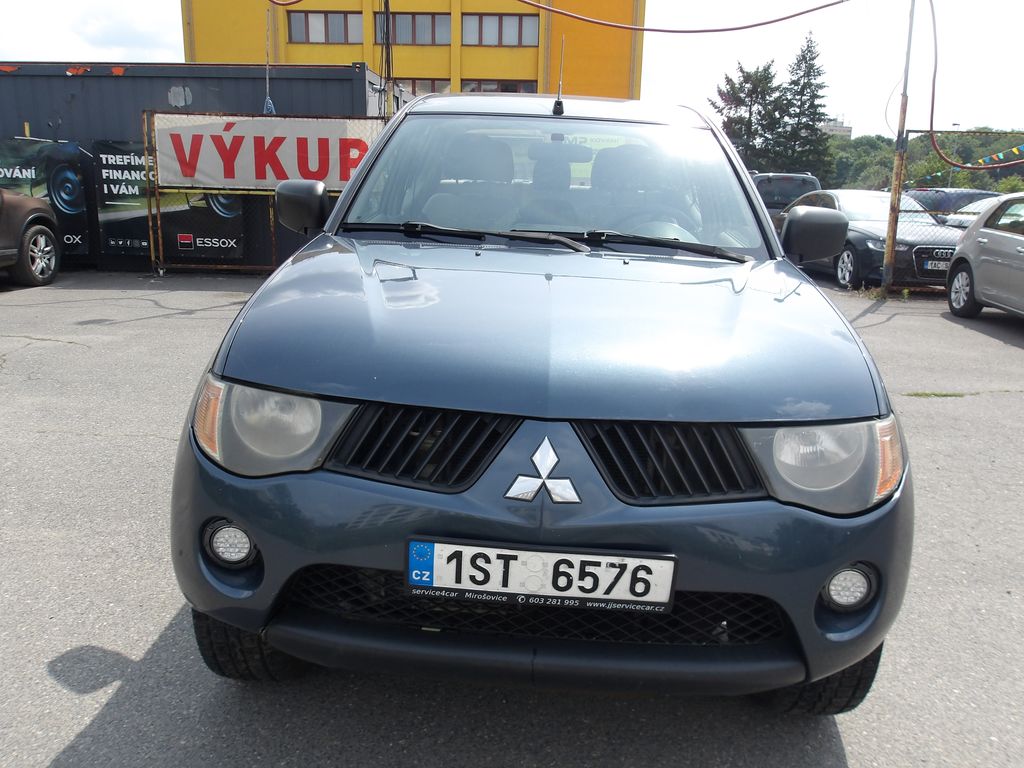 mitsubishi-l200-2-5did-4x4-5-mist-pekny - 4