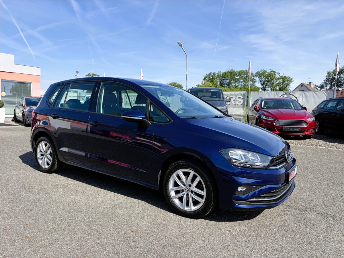 volkswagen-golf-sportsvan-1-0-tsi-81kw-1-maj-tz - 1