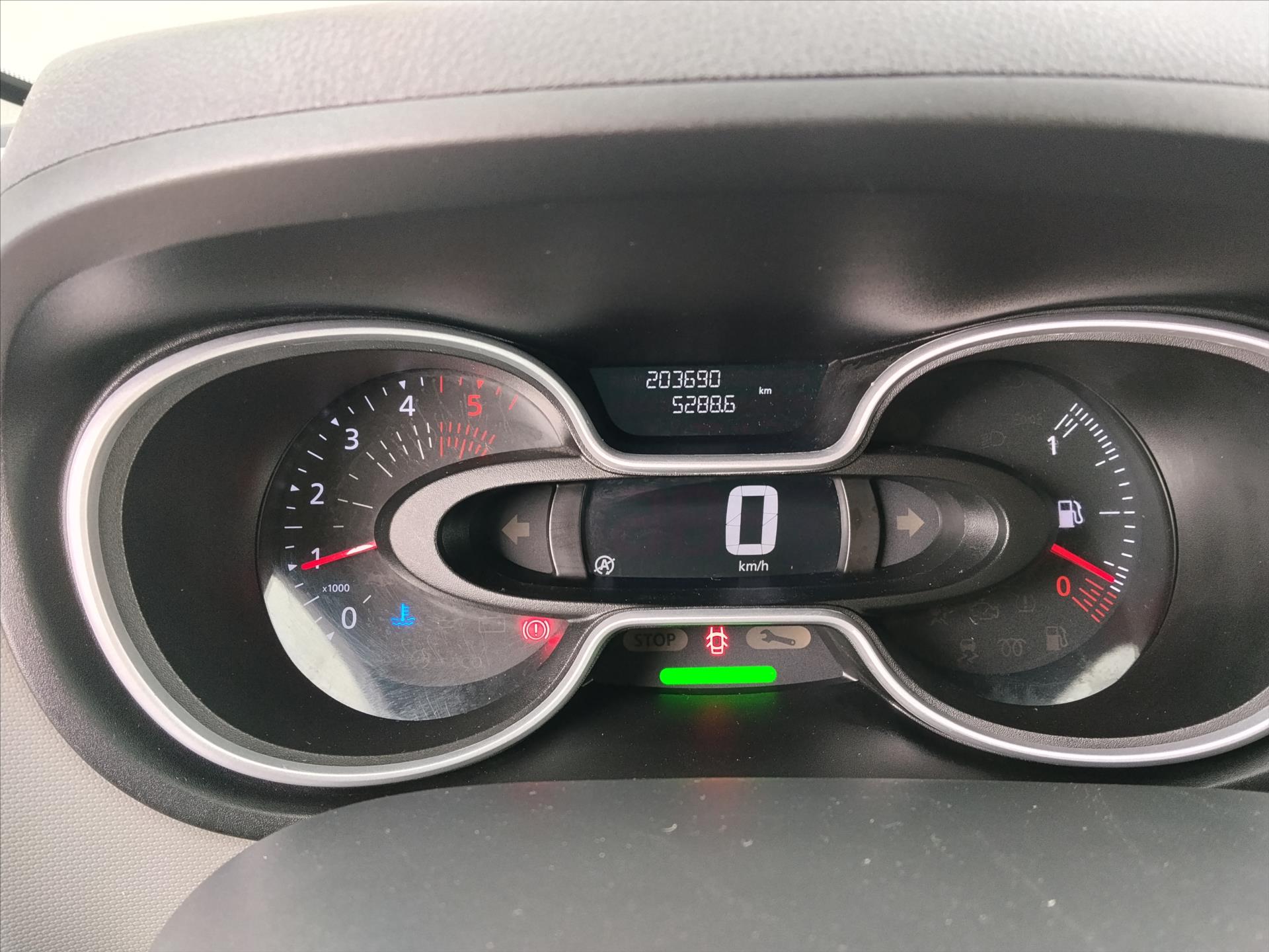 renault-trafic-1-6-107kw-l2h1-1200kg-navigace - 4