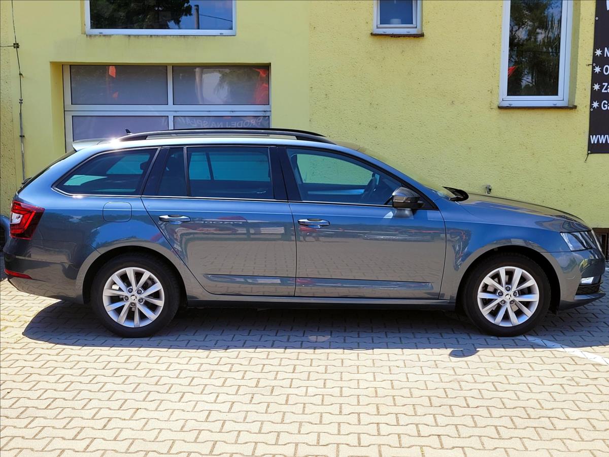 skoda-octavia-1-0-tsi-ambition-serv-knizka - 4