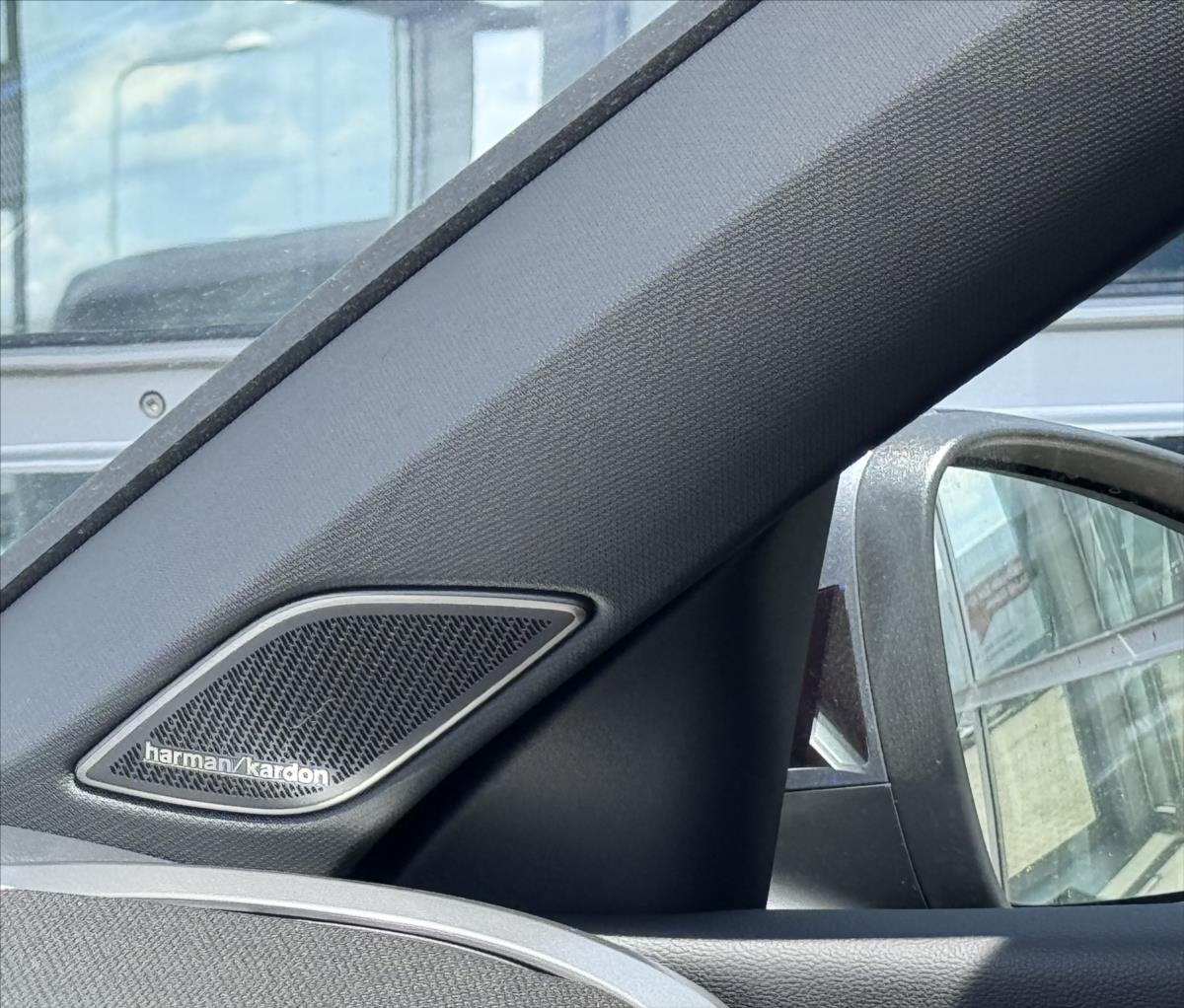 volkswagen-t-roc-1-5-etsi-r-line - 9