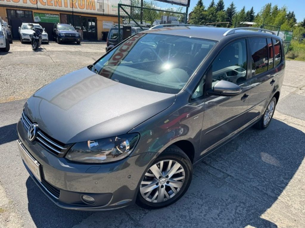 volkswagen-touran-1-4-tsi-103kw-top - 3