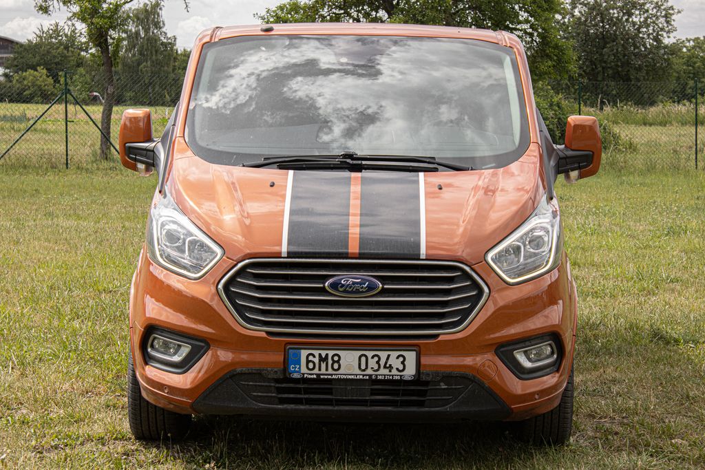 ford-tourneo-custom - 1