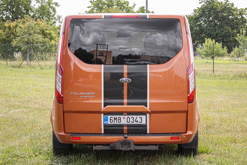 ford-tourneo-custom - 5