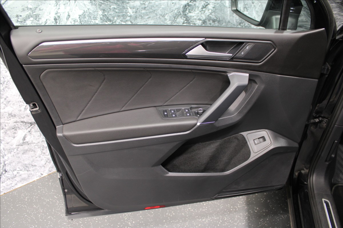 volkswagen-tiguan-allspace-2-0-tsi-all-4m-dsg-r-line - 7