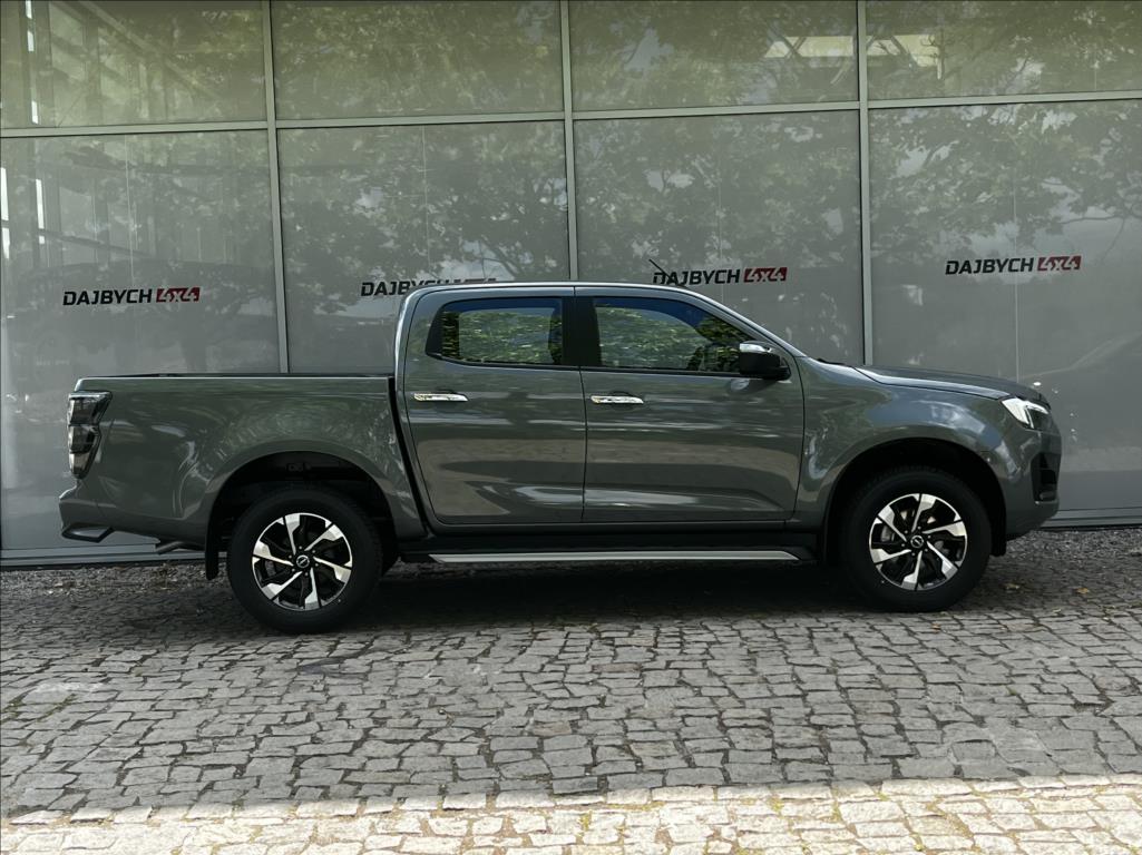 isuzu-d-max-2-2-double-cab-8a-t-lse-my26 - 3