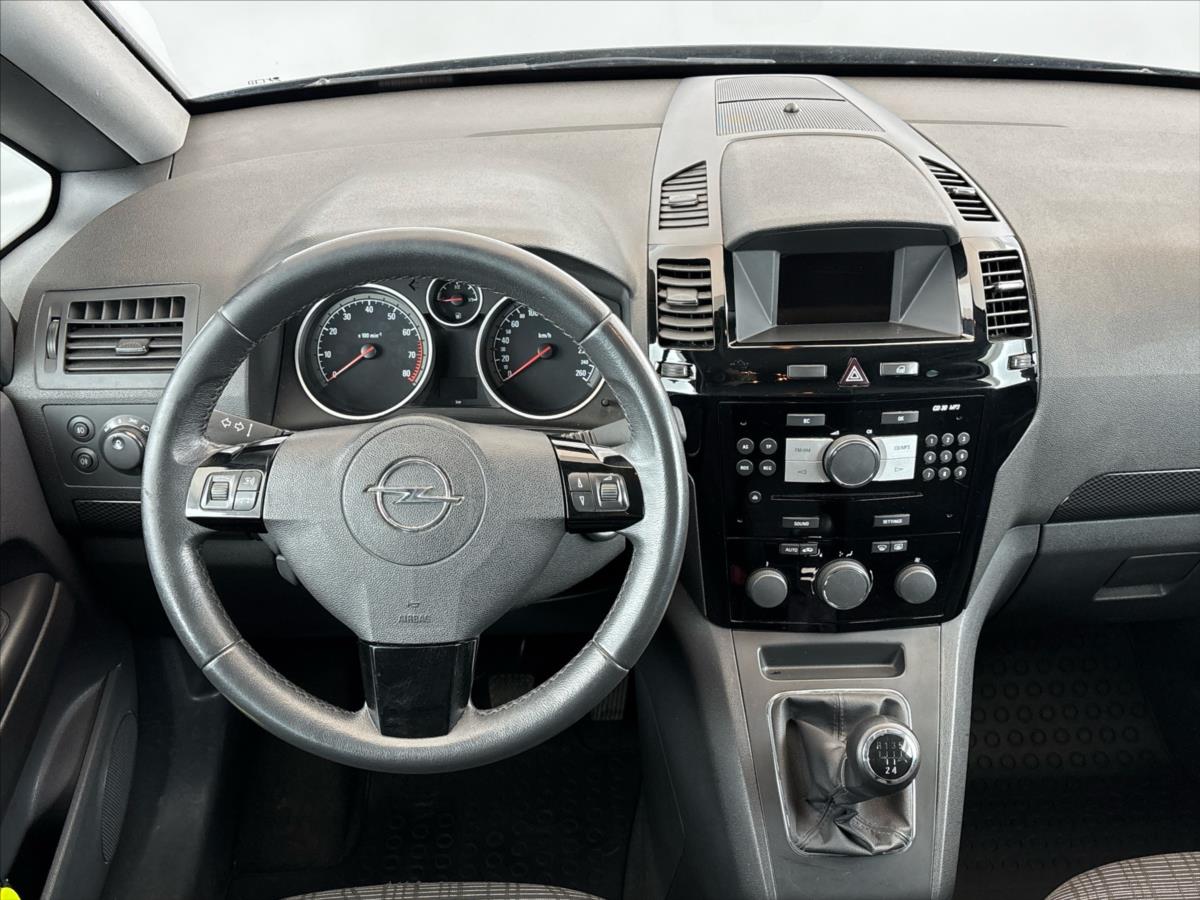 opel-zafira-1-8-16v - 4