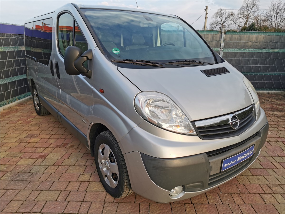 opel-vivaro-2-0-cdti-9mist - 2
