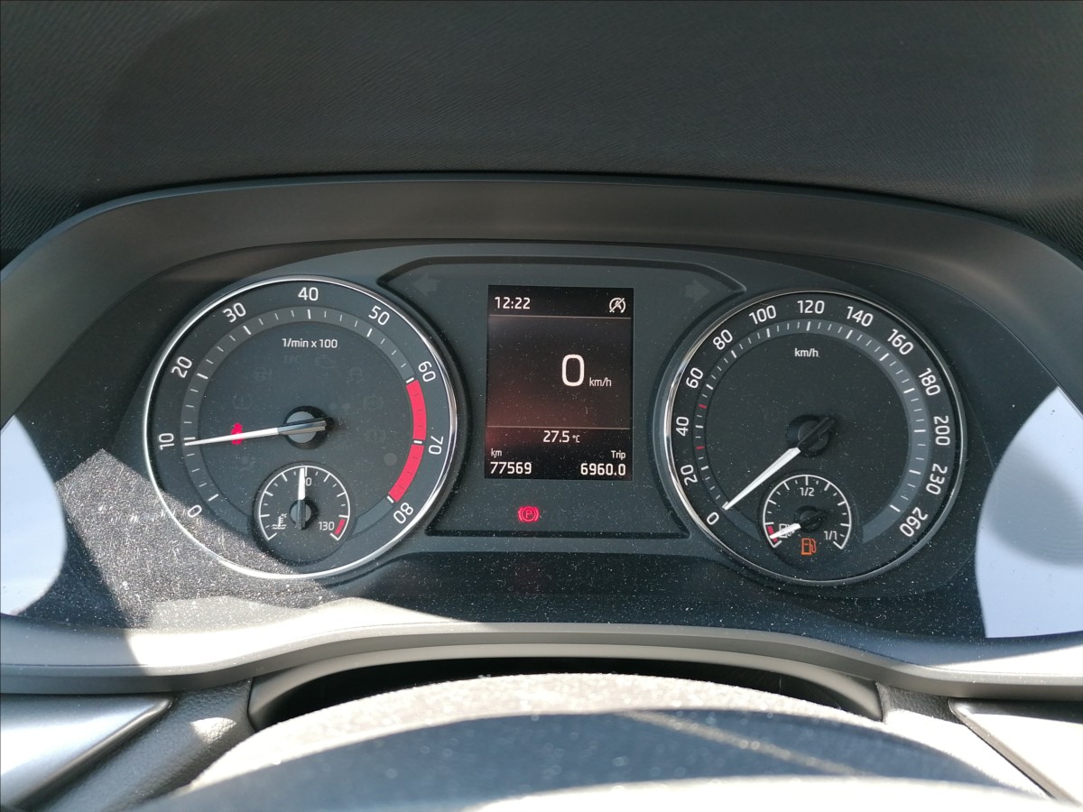 skoda-octavia-1-5-tsi-110kw - 7