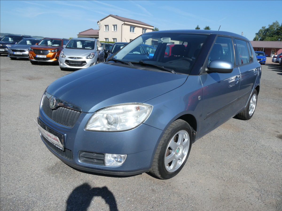 Škoda Fabia 1,6 Sport 77kW auto klima,závěs