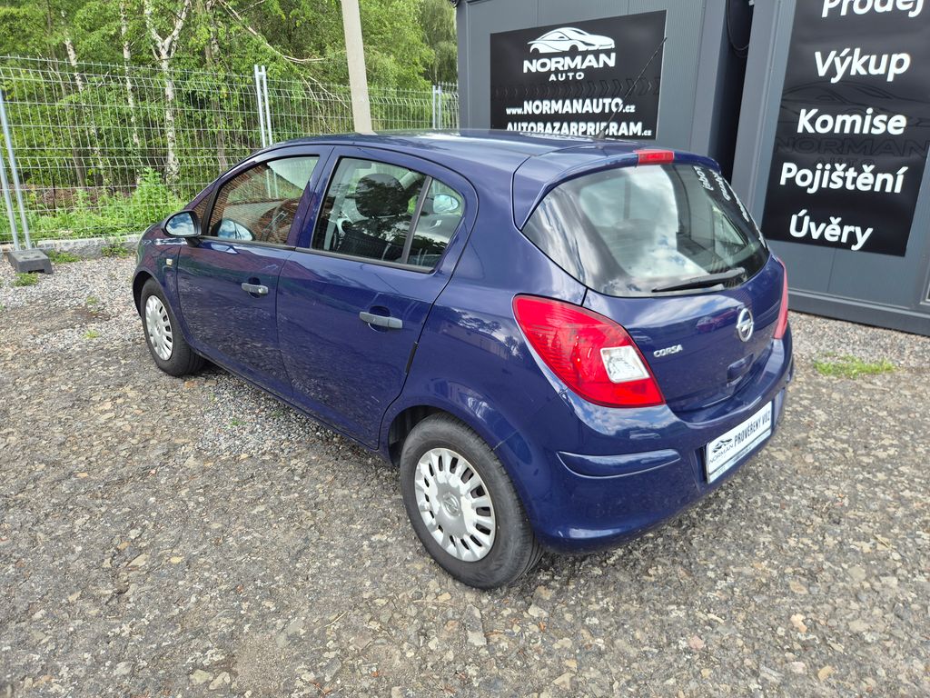 opel-corsa-1-2-63kw-2-majitel-cr - 4