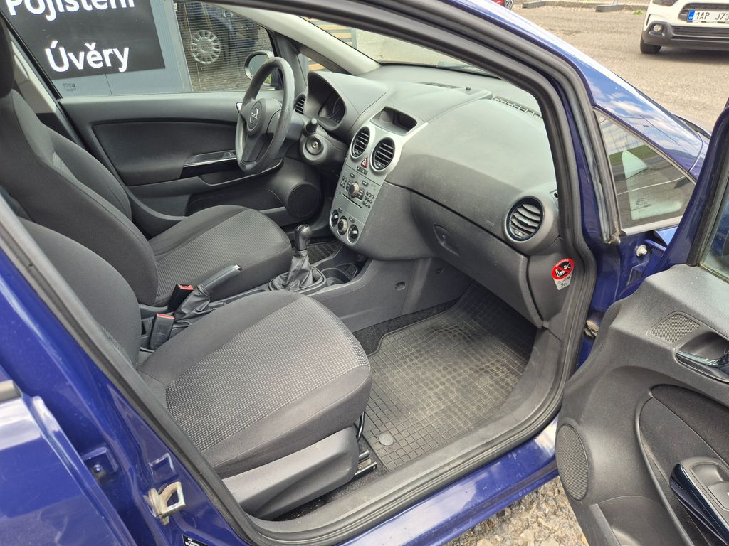 opel-corsa-1-2-63kw-2-majitel-cr - 9