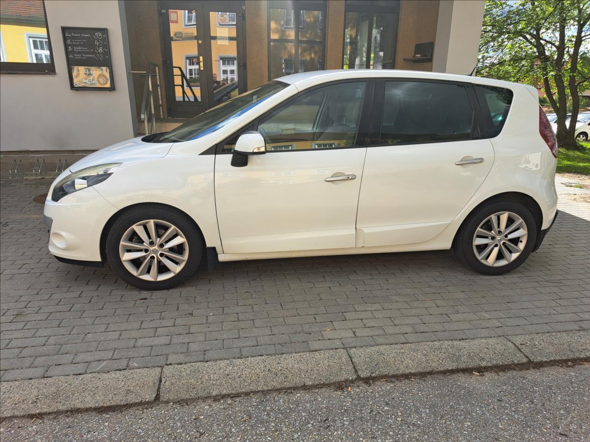 renault-scenic-2-0-dci-zamluveno - 3
