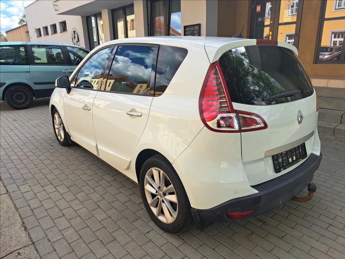 renault-scenic-2-0-dci-zamluveno - 4