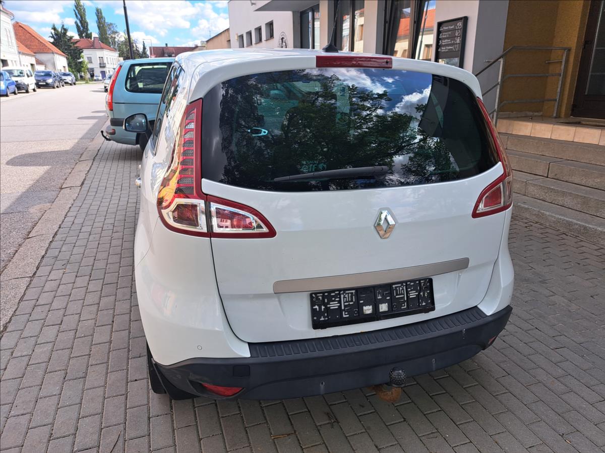 renault-scenic-2-0-dci-zamluveno - 5