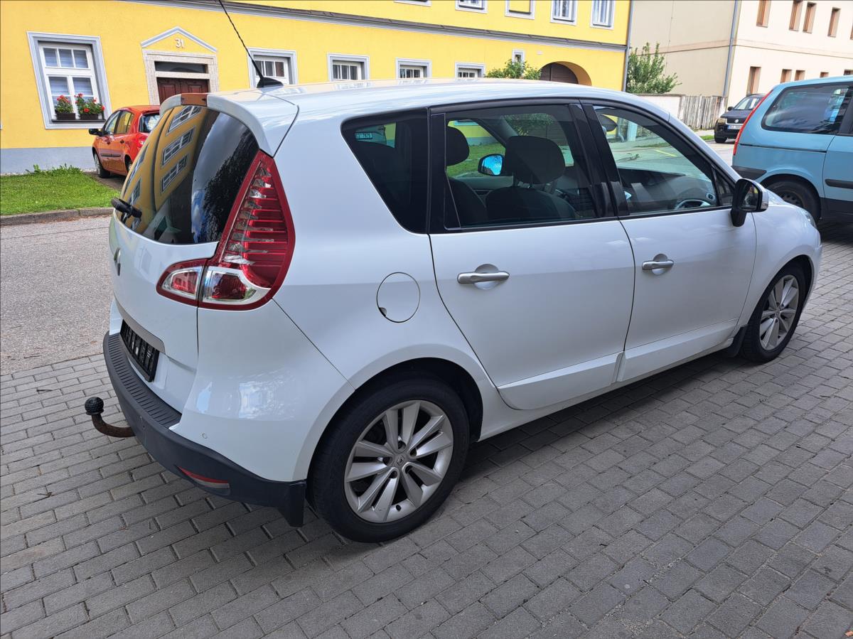 renault-scenic-2-0-dci-zamluveno - 8
