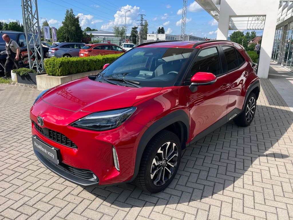 toyota-yaris-cross-1-5-hybrid-e-cvt-style-tz - 1