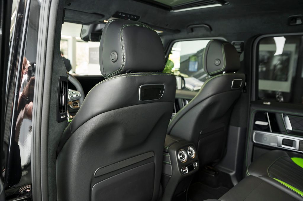mercedes-benz-tridy-g-63-amg-manufaktur - 8