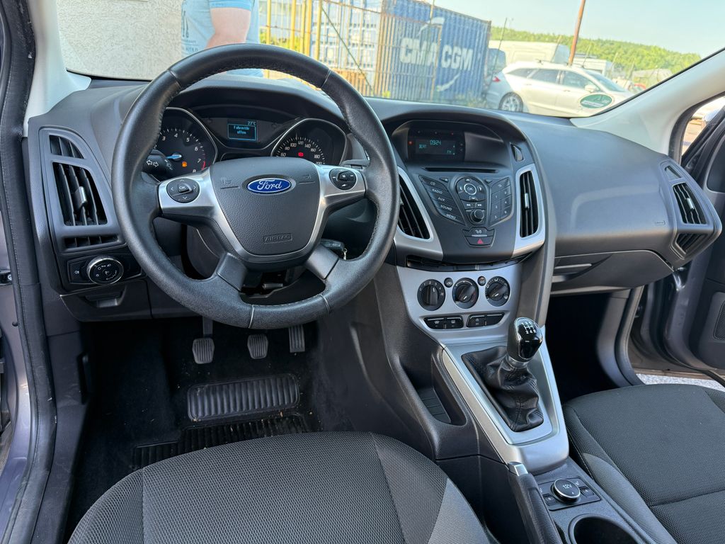 ford-focus-1-0-ecoboost - 7