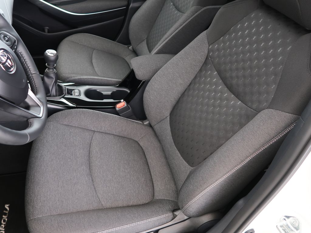 toyota-corolla-1-5-92kw-style-cz-manual-1maj - 8