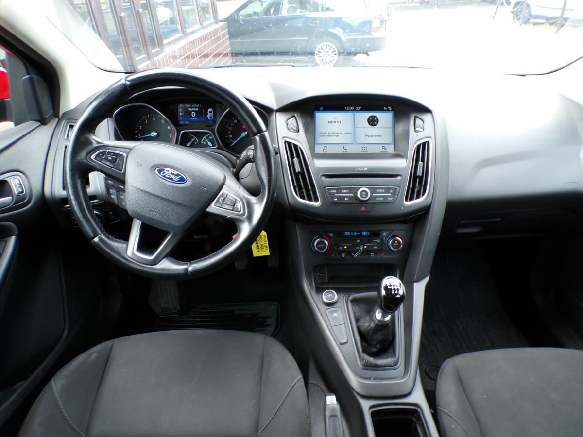 ford-focus-1-0-ecoboost-tempomat-digi-klima - 6