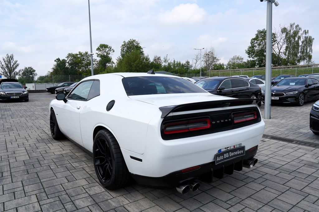 dodge-challenger-5-7l-v8-hemi-shaker-kuze-375-ps - 3