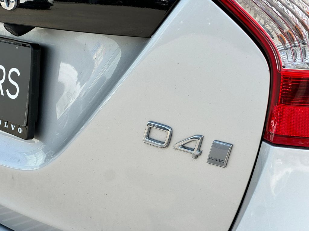 volvo-v60-d4-awd-cross-country-tz-dph - 5