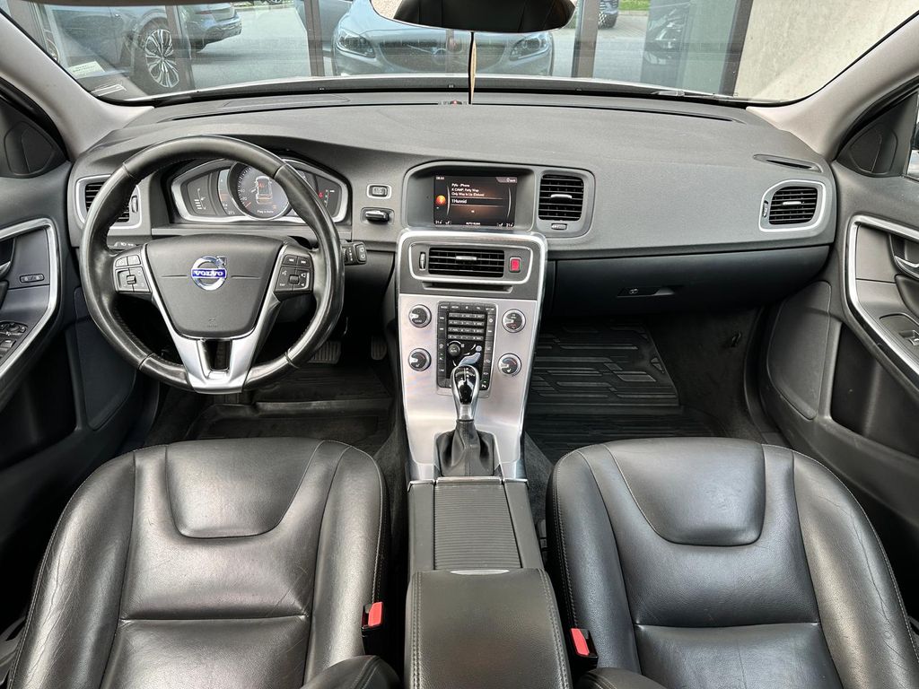 volvo-v60-d4-awd-cross-country-tz-dph - 8